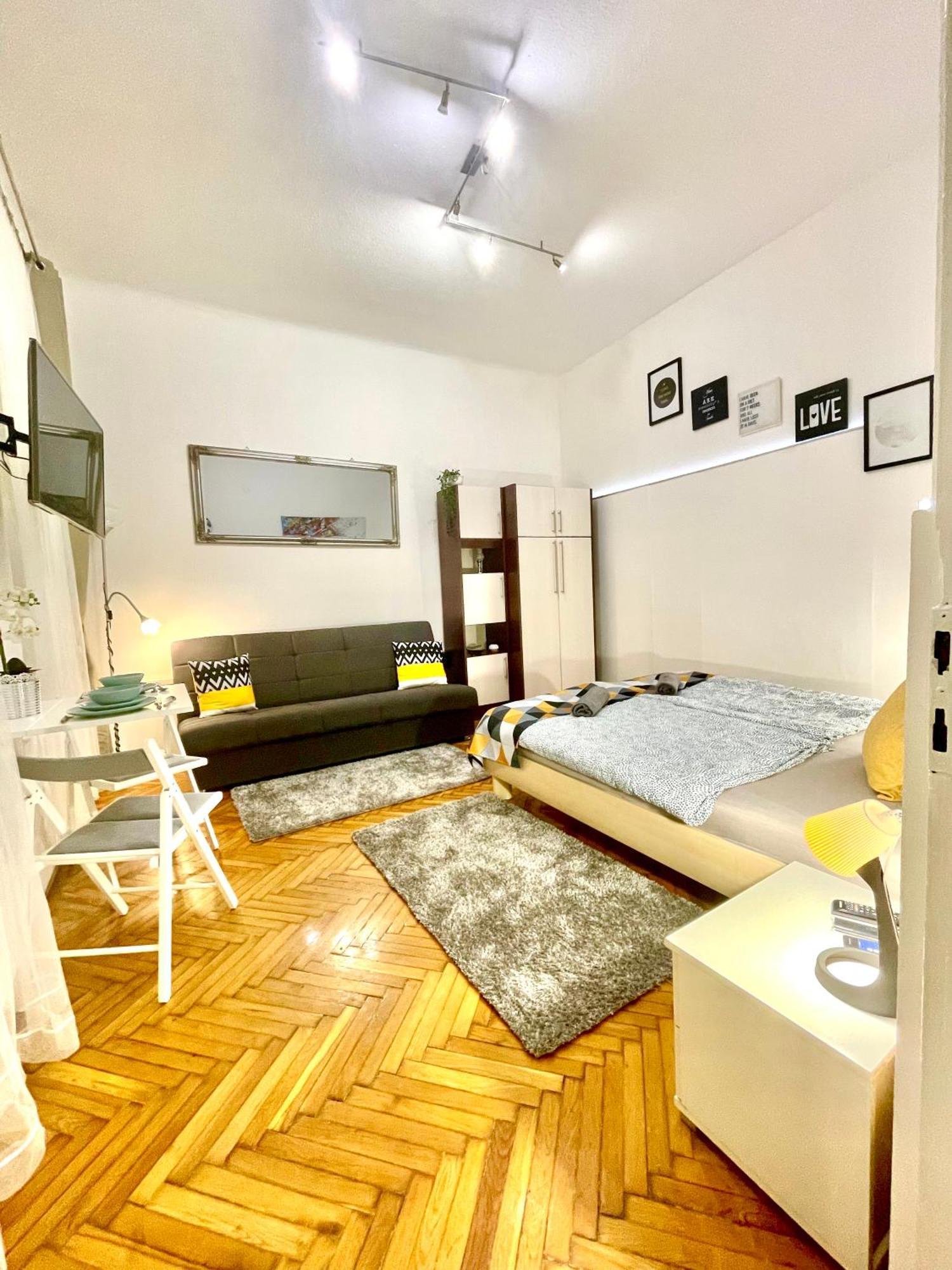 Small Cosy Apartment Near The Famous Westend City Center Budapešť Exteriér fotografie
