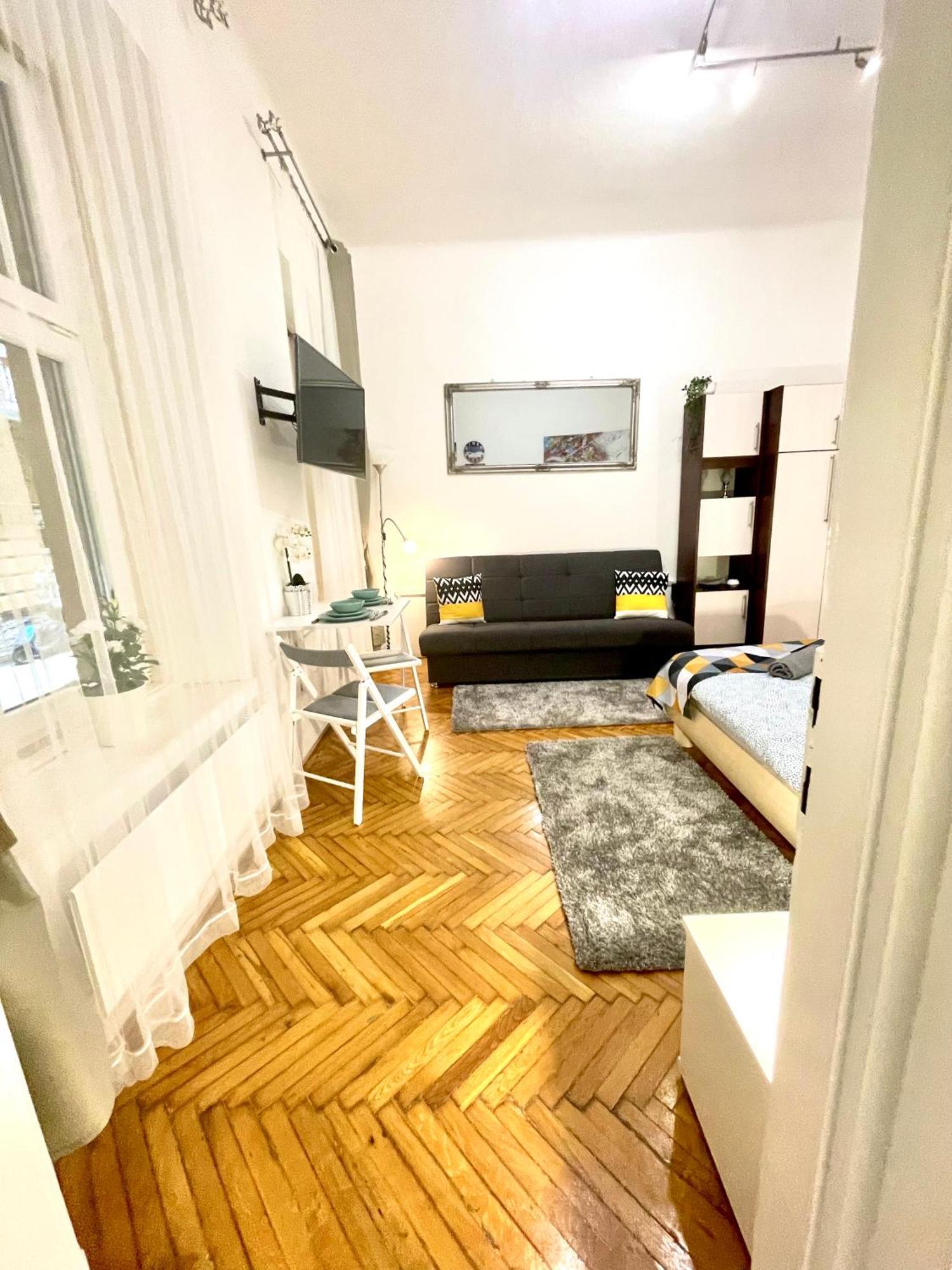 Small Cosy Apartment Near The Famous Westend City Center Budapešť Exteriér fotografie