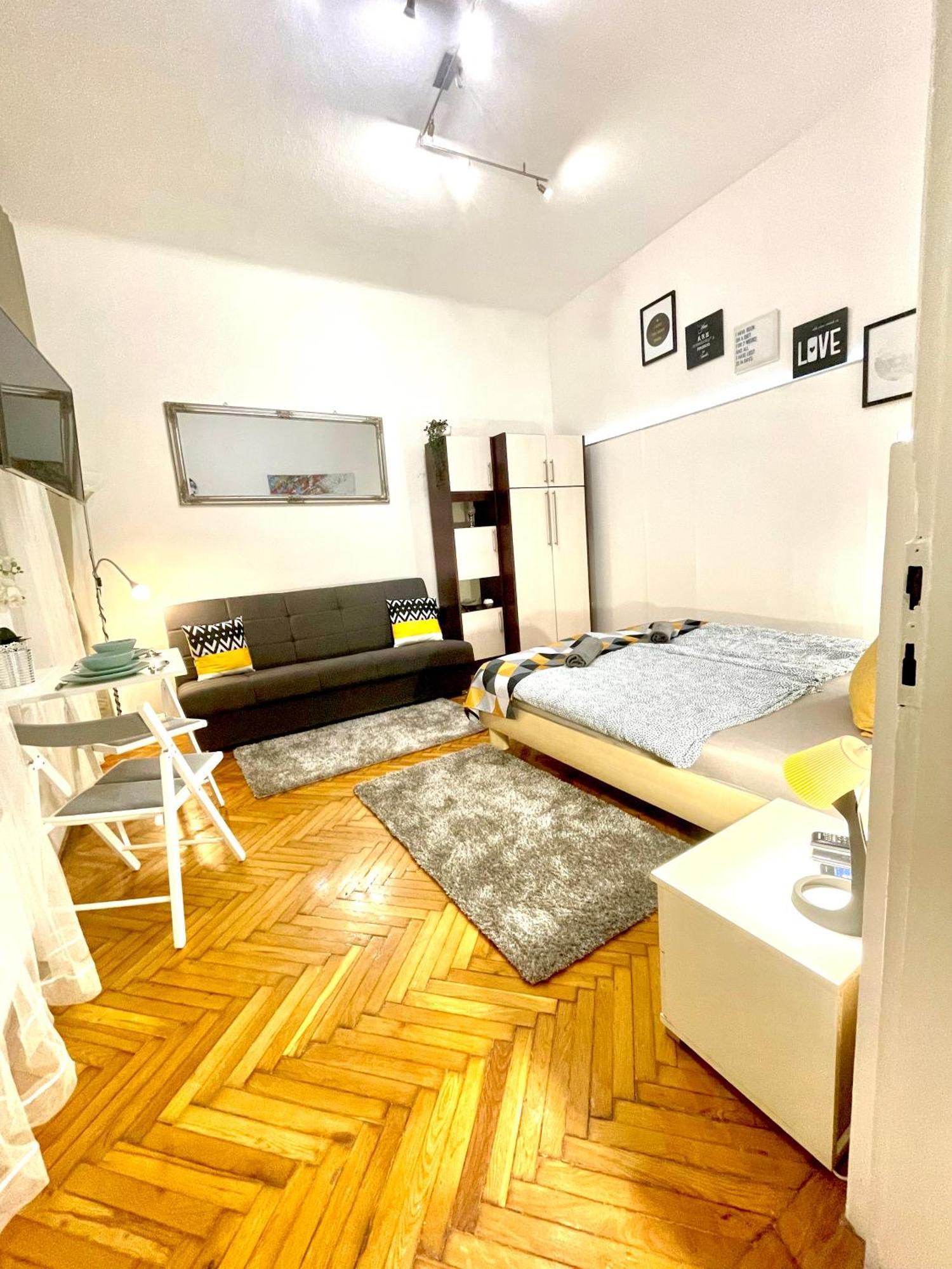 Small Cosy Apartment Near The Famous Westend City Center Budapešť Exteriér fotografie