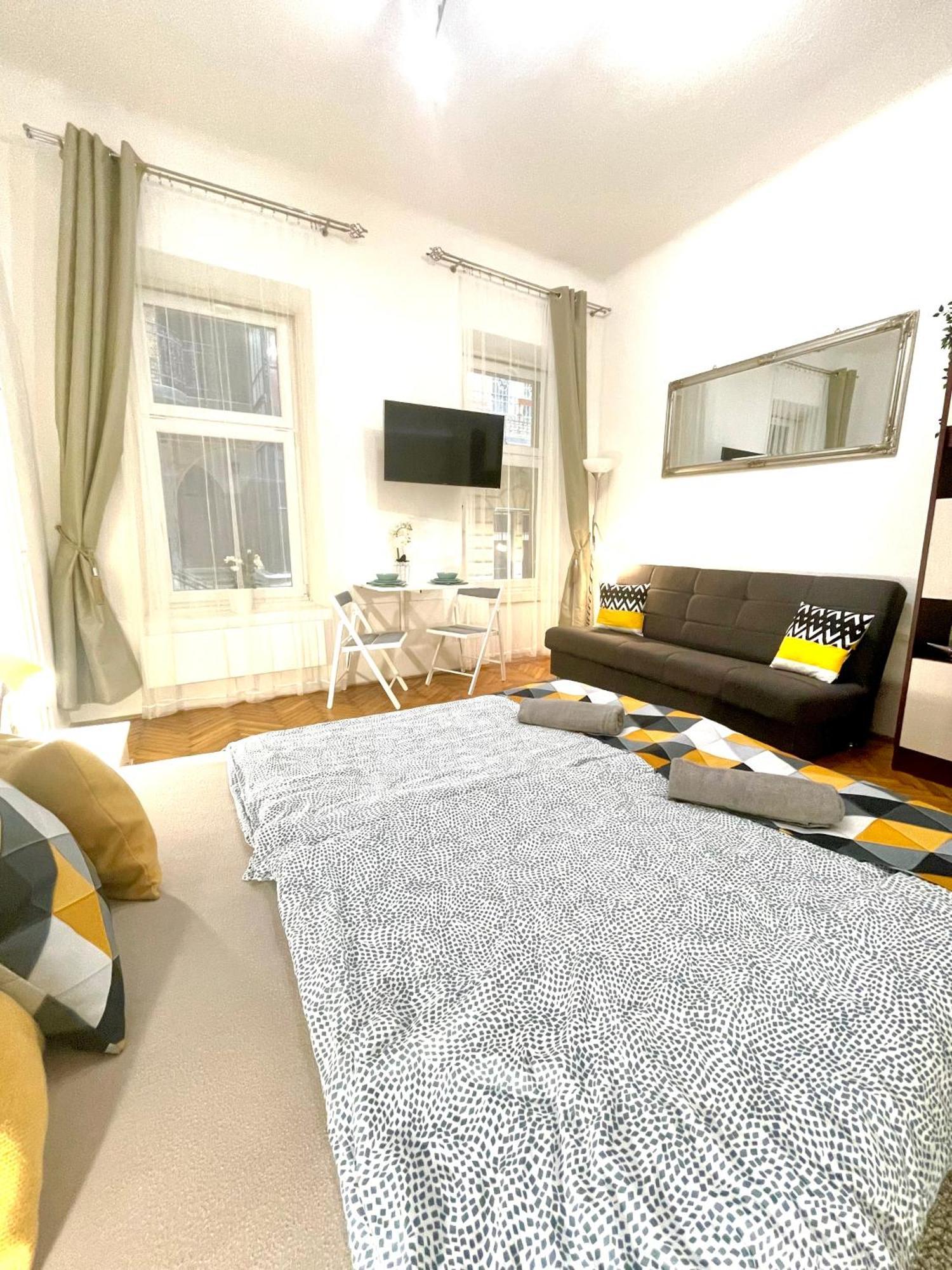 Small Cosy Apartment Near The Famous Westend City Center Budapešť Exteriér fotografie