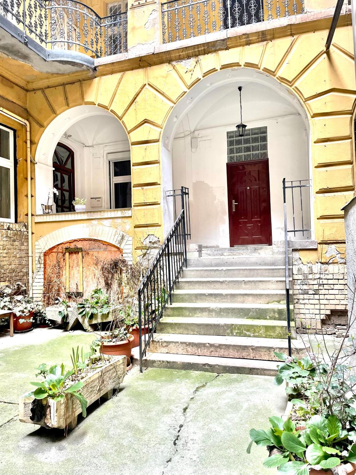 Small Cosy Apartment Near The Famous Westend City Center Budapešť Exteriér fotografie